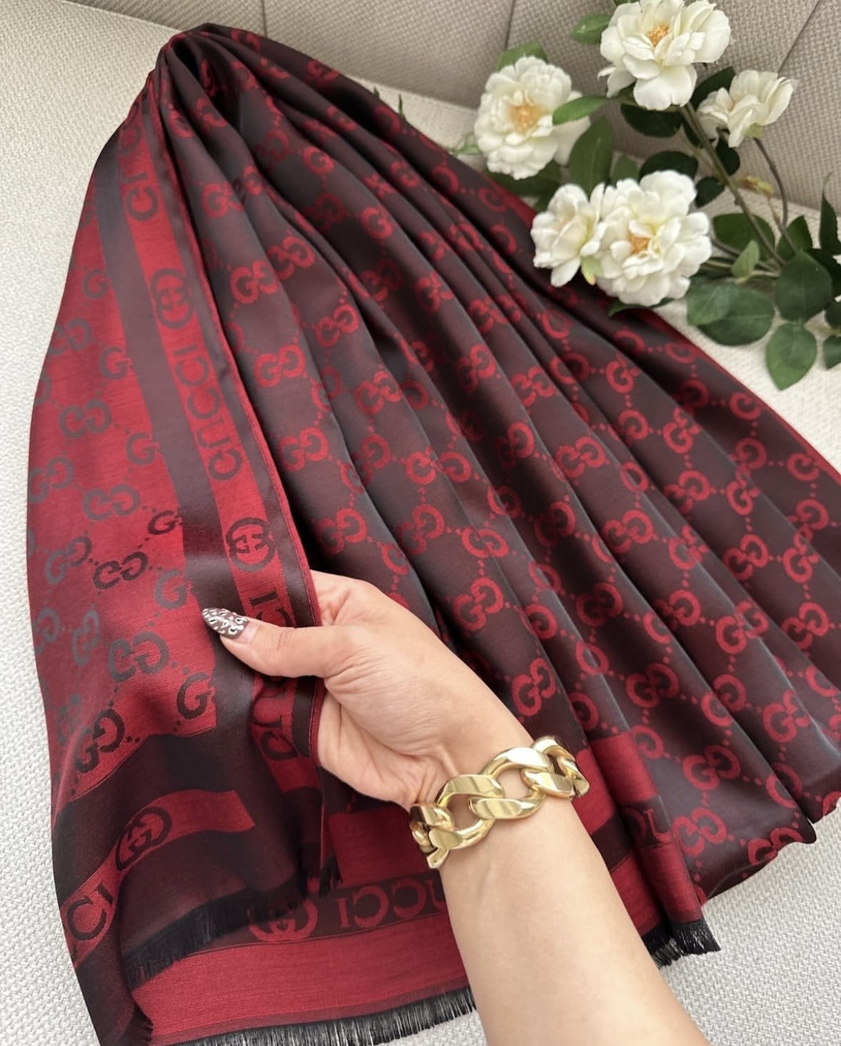 شال گوچی ژاکارد زرشکی