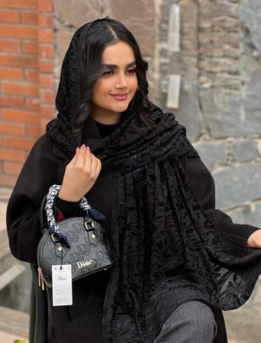 شال مخمل دور دانتل مشکی