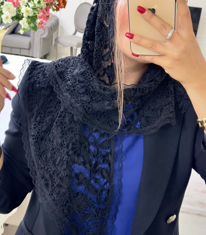 روسری مجلسی گیپور مشکی مخمل کوب دور دانتل