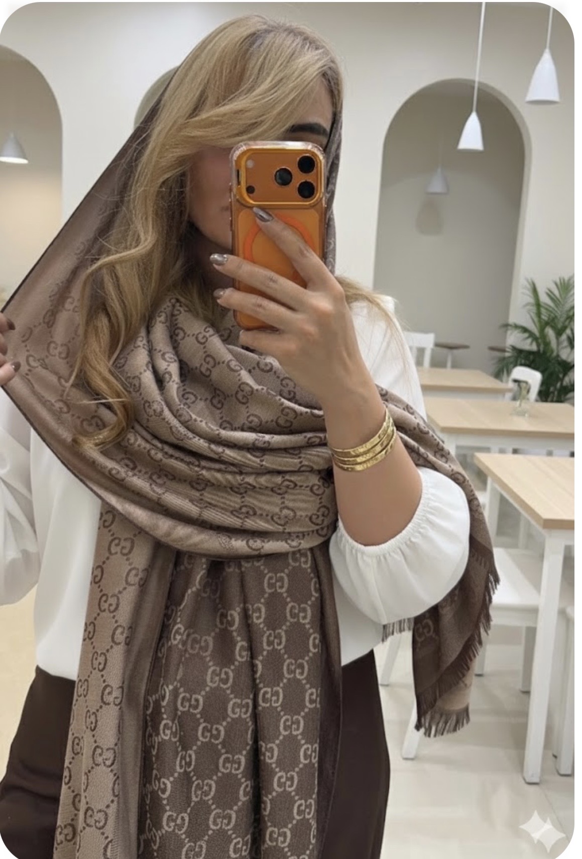 شال مارک گوچی کرم نسکافه ای
