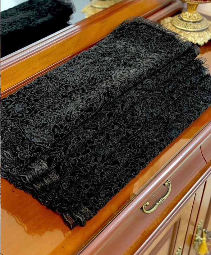 شال مجلسی گیپور مخمل کوب فرانسه لبه دالبری(فروش تک و عمده)