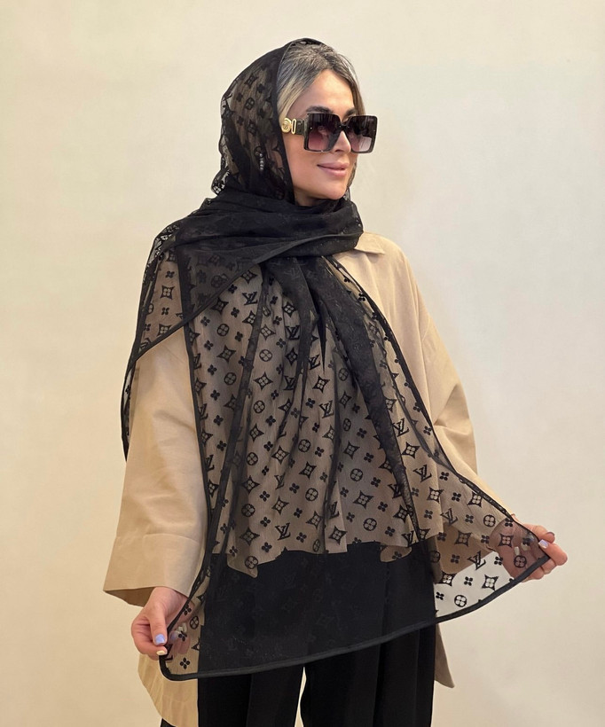 شال مجلسی مشکی مارک لویی ویتون دور گان دورزی شده