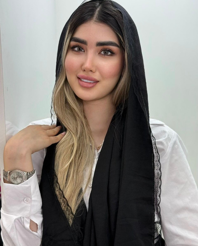 شال مشکی نخ اسلپ دور دانتل