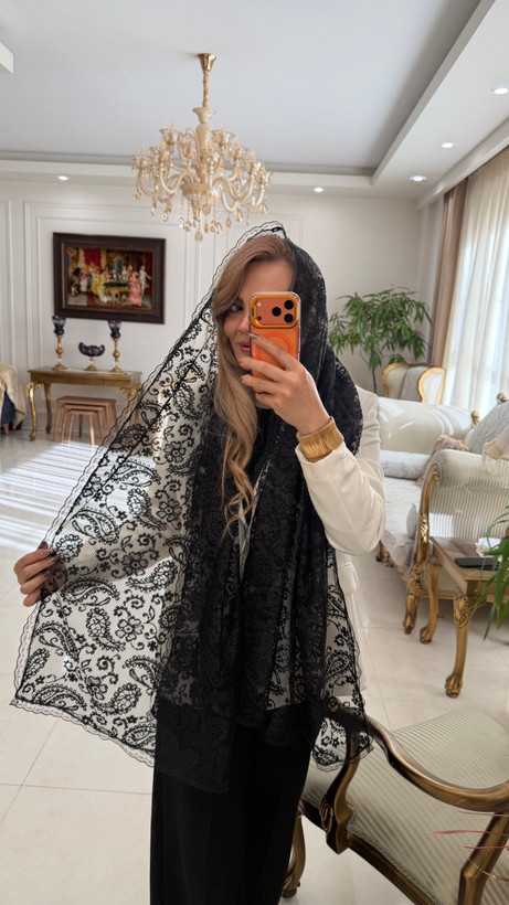 شال گیپور دور دانتل توری طرح بته جقه