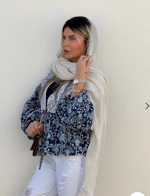 شال نخی کنفی دور ریش دارای رنگ بندی