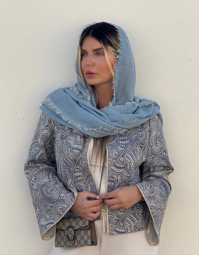 شال نخی کنفی دور ریش دارای رنگ بندی